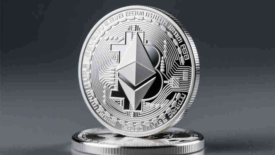 当欧莱家纺遇见易烊千玺,一场关于质感与温度的时尚对话